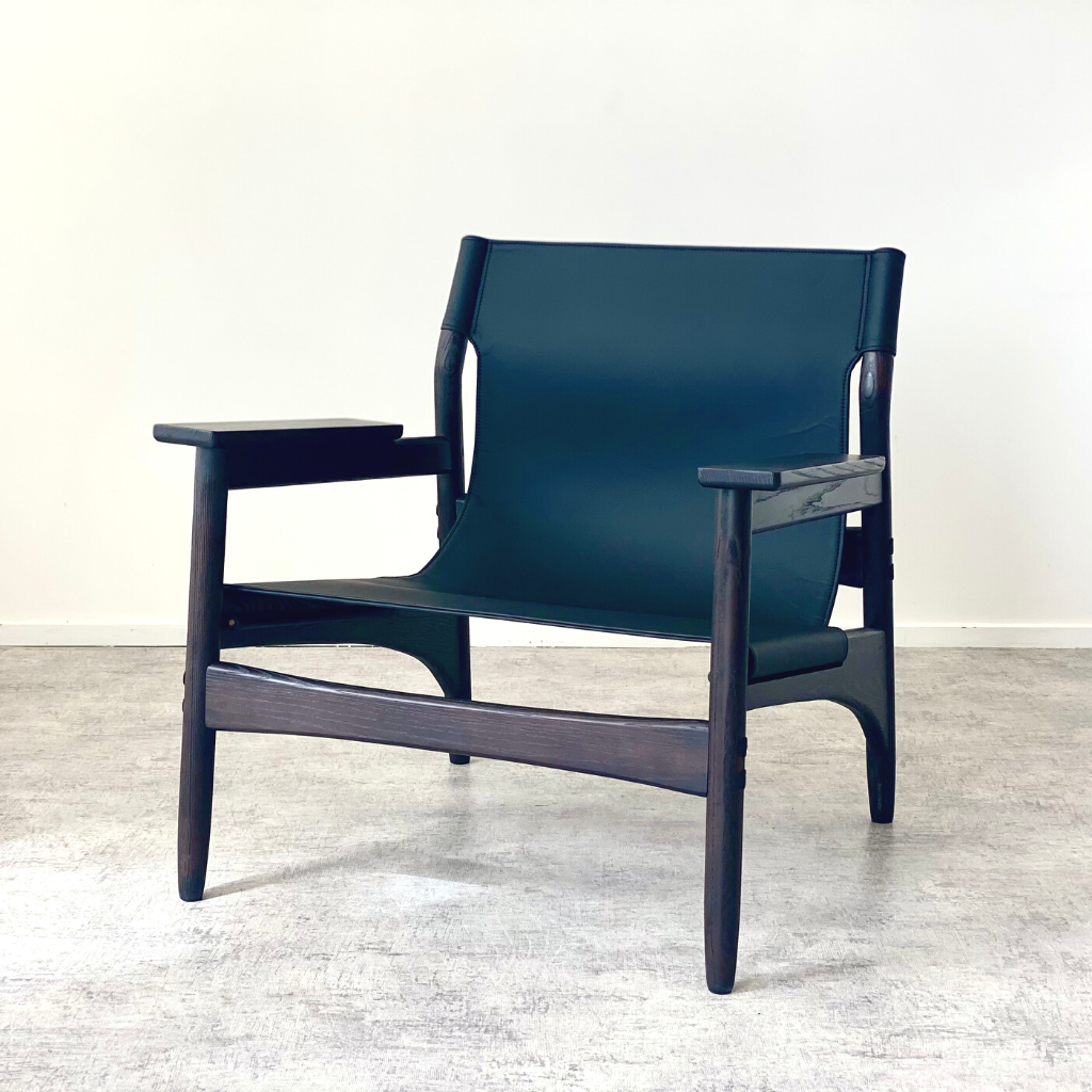 IRONVAN-Karimo-lounge-chair-black-color-variation-new2023